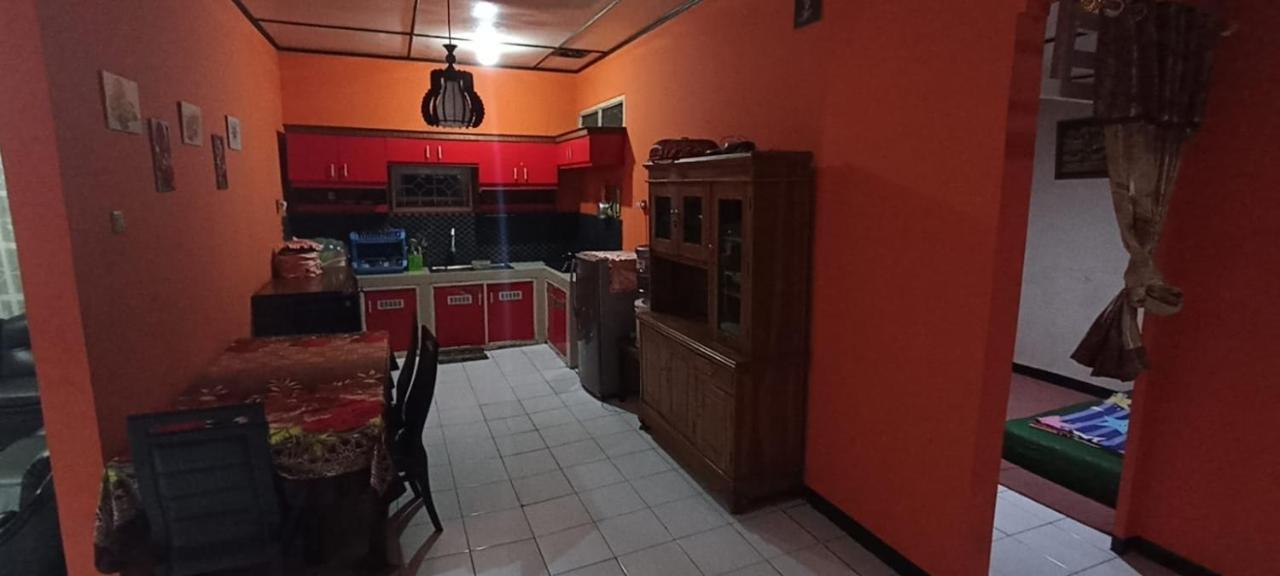 Villa Puspa 259 By Surganya Villa Puncak Eksteriør bilde